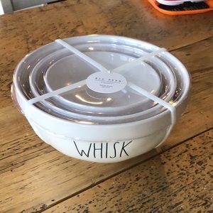 Rae Dunn mixing bowls!